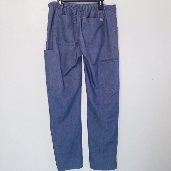 🌸 FIGS | Cargo Pocket Scrub size XS - Picture 6 of 9